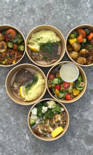 Healthy lean beef bowl by Grab A Bite